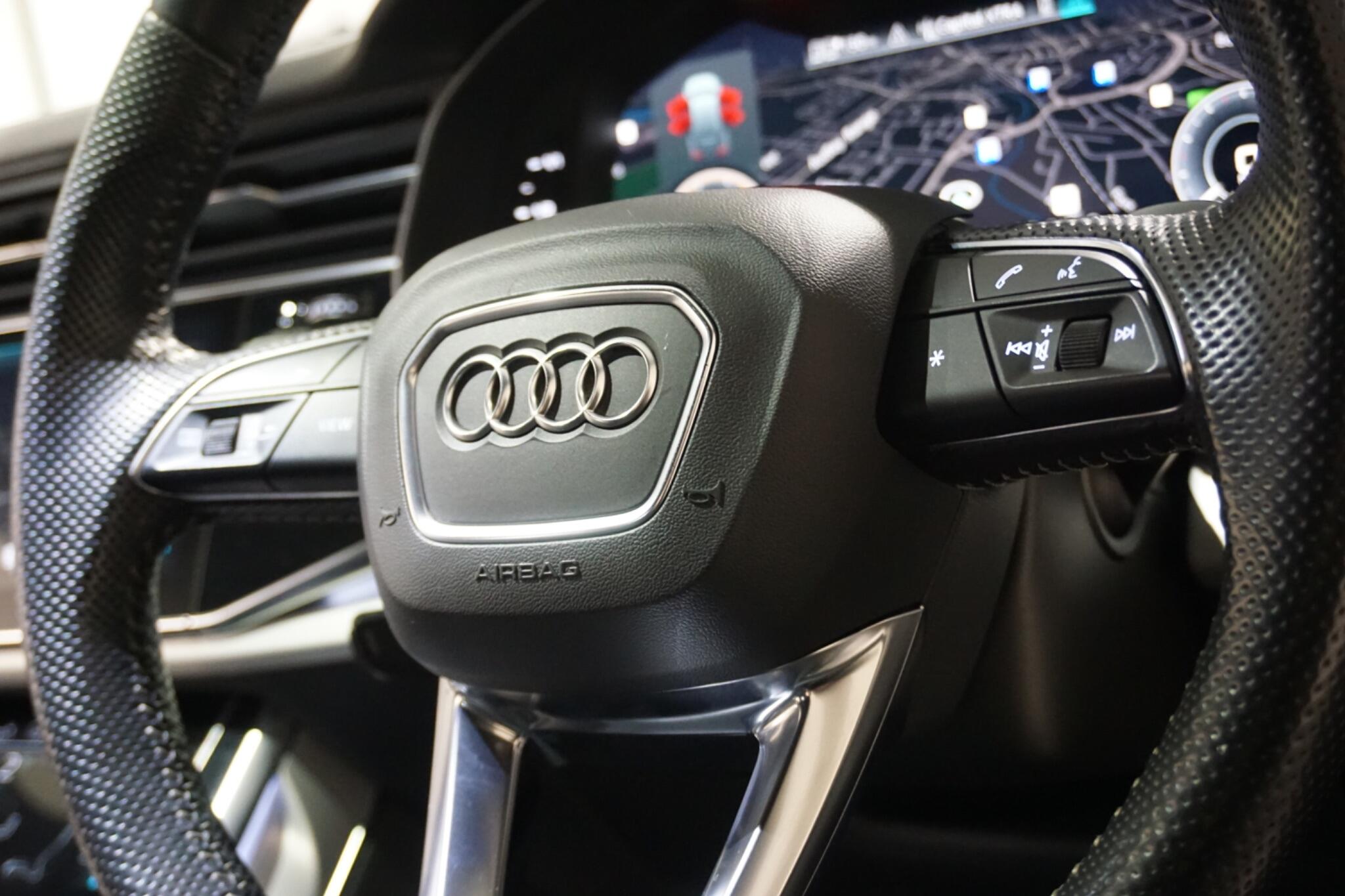 Audi Q7 3.0 TFSIe V6 55 S line SUV 5dr Petrol Plug-in Hybrid Tiptronic quattro Euro 6 (s/s) 17.9kWh (381 ps)